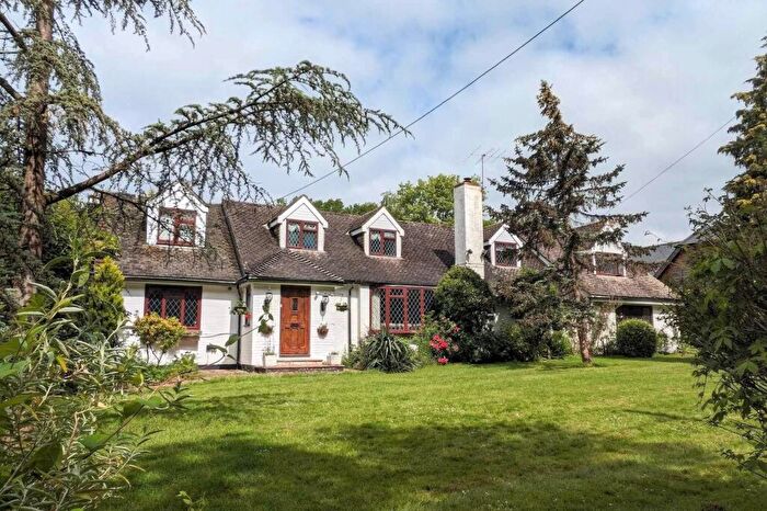 5 Bedroom Detached House For Sale In Emms Lane, Brooks Green, RH13