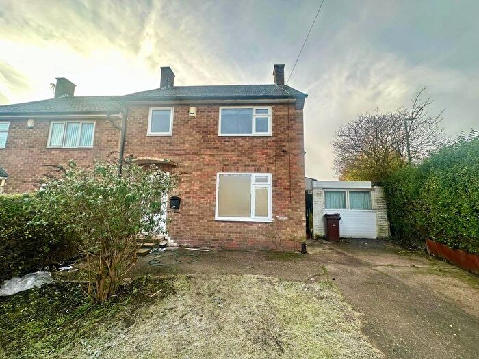 3 Bedroom Semi Detached House To Rent In Rose Ash Lane, Nottingham, NG5
