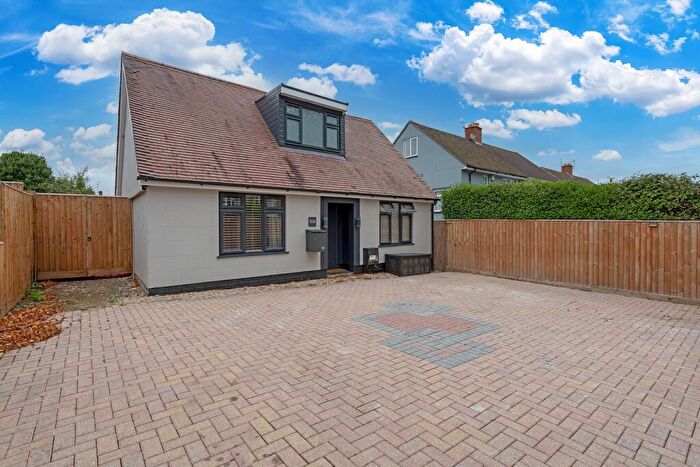 3 Bedroom Detached House For Sale In Brooklyn Road, Cheltenham, GL51