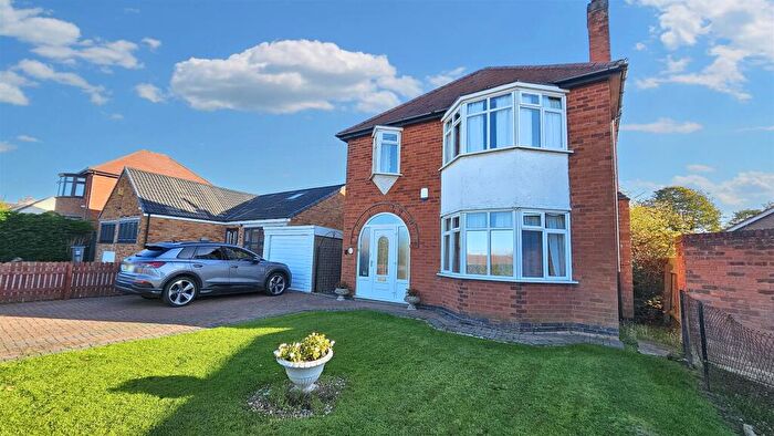 3 Bedroom Detached House For Sale In Brook Road, Off Scraptoft Lane, LE5