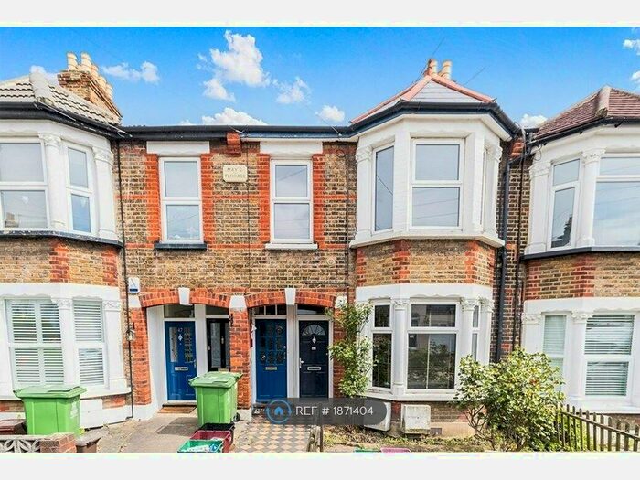 2 Bedroom Maisonette To Rent In Hawthorn Road, Bexleyheath, DA6