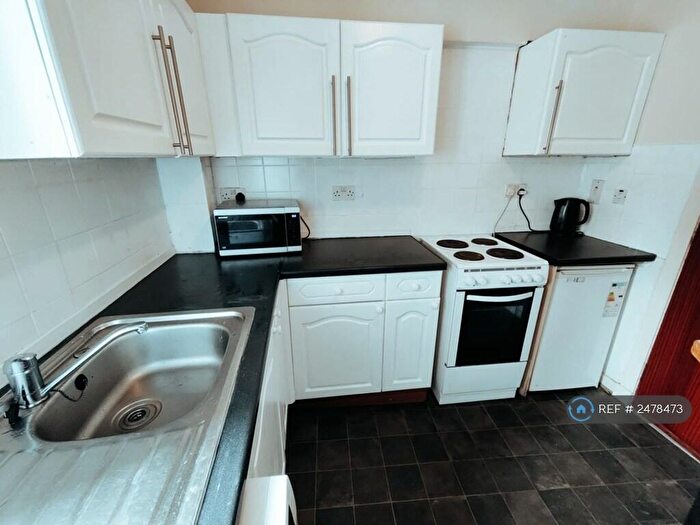 2 Bedroom Flat To Rent In King Street, Aberdeen, AB24