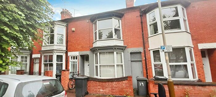 5 Bedroom Town House To Rent In Harrow Road, Leicester, LE3