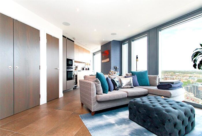 1 Bedroom Flat To Rent In Chronicle Tower, B City Road, EC1V