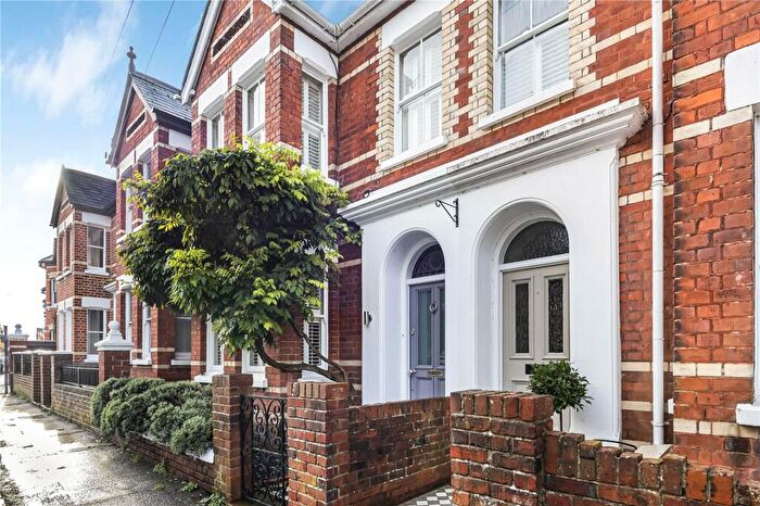 4 Bedroom Terraced House For Sale In Queen Street, RG9