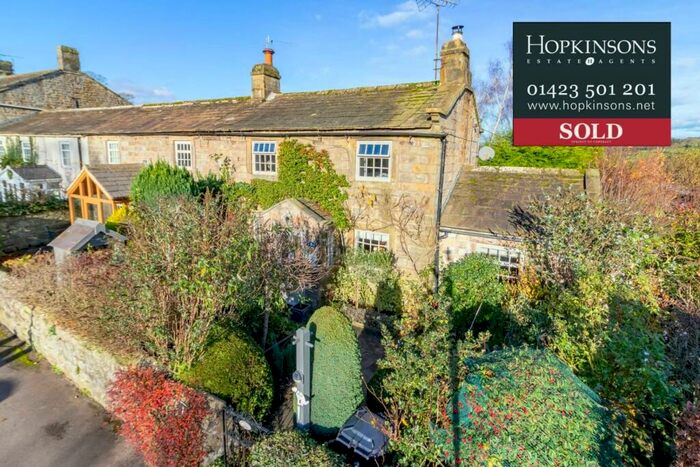 1 Bedroom Cottage For Sale In Stocks Green, Darley, Harrogate, HG3