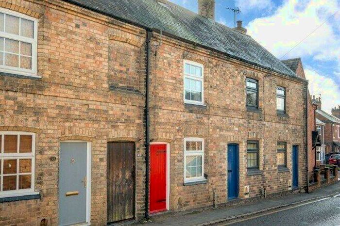 2 Bedroom Cottage To Rent In Woodgate, Rothley, LE7