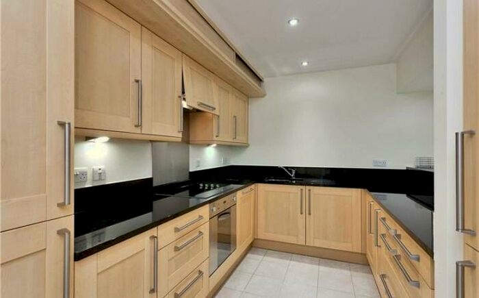 2 Bedroom Apartment To Rent In River Crescent, Waterside Way, Nottingham, NG2
