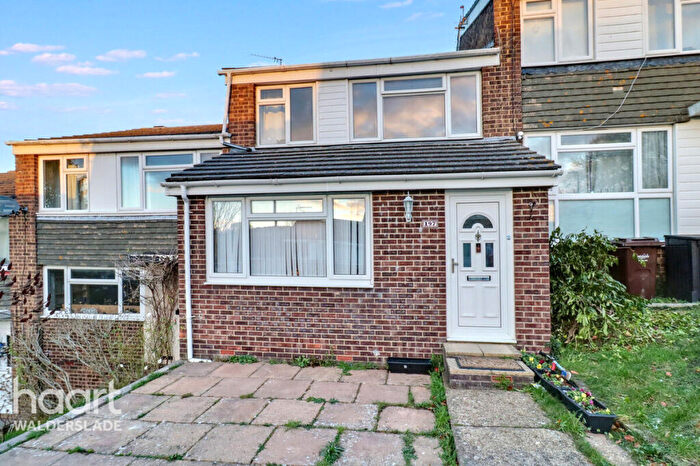 3 Bedroom Terraced House For Sale In Sundridge Drive, Chatham, ME5