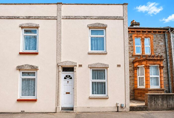2 Bedroom House To Rent In Albert Parade, Redfield, Bristol, BS5