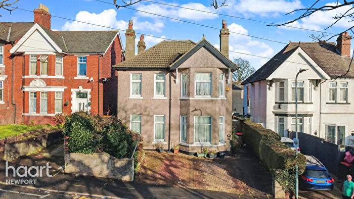 4 Bedroom Detached House For Sale In Dewsland Park Road, Newport, NP20