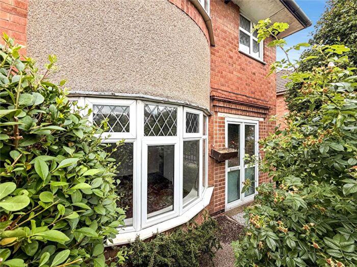 3 Bedroom Semi Detached House For Sale In Oadby Road, Wigston, Leicestershire, LE18