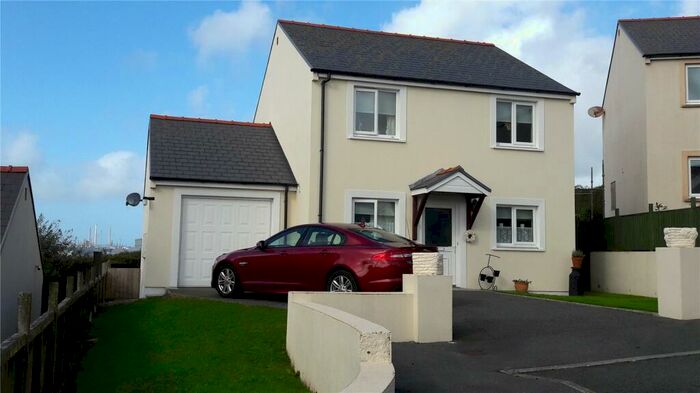 3 Bedroom Detached House To Rent In Ridgeview Close, Pennar, Pembroke Dock, Pembrokeshire, SA72