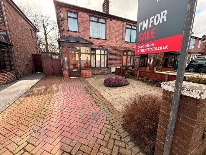 2 Bedroom Semi Detached House For Sale In Central Drive, Westhoughton, Bolton, Greater Manchester, BL5