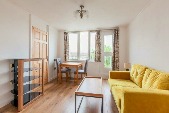 1 Bedroom House To Rent In Woolstaplers Way, Bermondsey, London, SE16