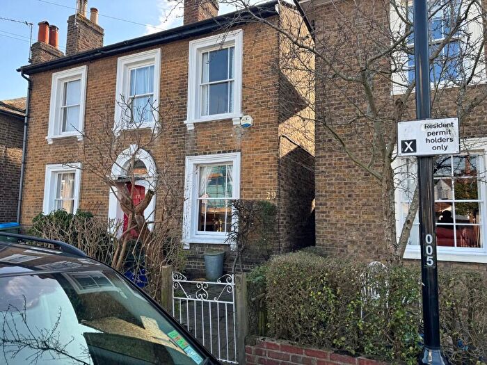 2 Bedroom Semi-Detached House To Rent In Park Road, Hampton Wick, Kingston Upon Thames, KT1