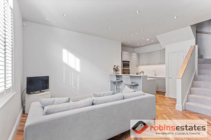 2 Bedroom Flat To Rent In Derby Road, Nottingham, NG7