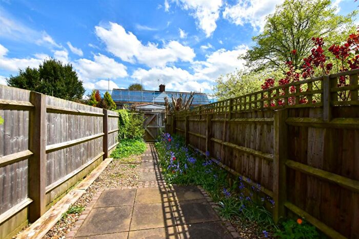 2 Bedroom Terraced House For Sale In Highfield Road, Berkhamsted, HP4