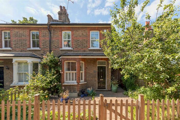 3 Bedroom End Of Terrace House To Rent In Church Path, London, E17