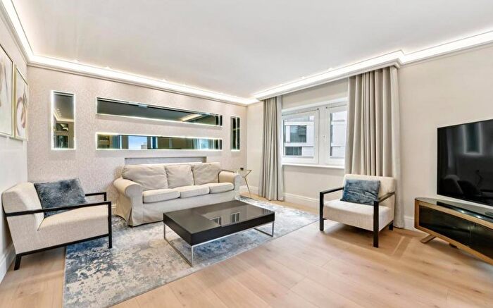 2 Bedroom Apartment To Rent In Nottingham Terrace, Marylebone, London, NW1