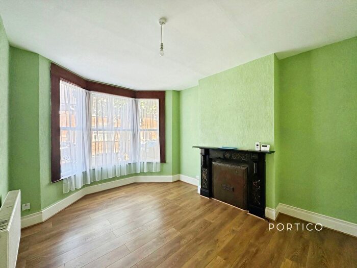 3 Bedroom Property To Rent In Goldsmith Avenue, Manor Park, London, E12
