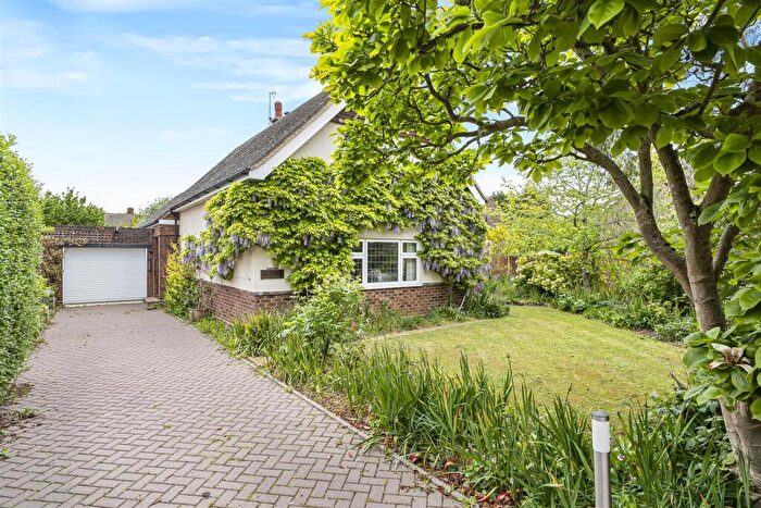 4 Bedroom Detached House For Sale In Johns Road, Meopham, Gravesend, DA13
