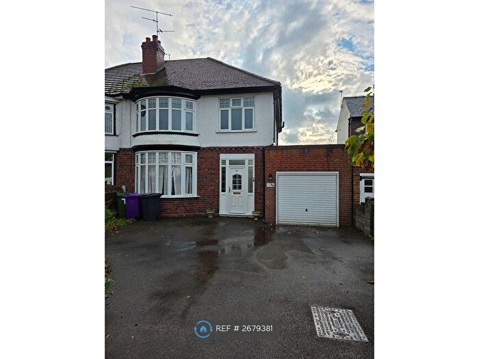 3 Bedroom Semi Detached House To Rent In Bhylls Lane, Wolverhampton, WV3