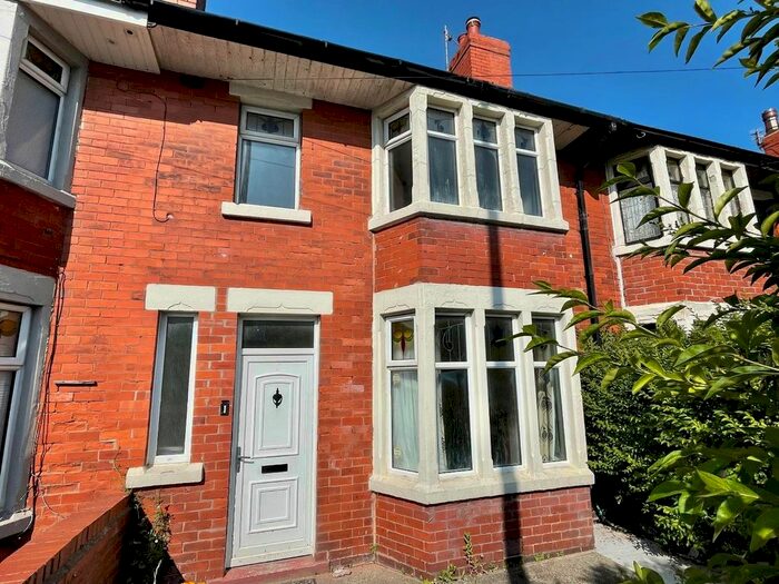 3 Bedroom Property To Rent In Hawes Side Lane, Blackpool, FY4