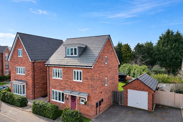 4 Bedroom Detached House For Sale In Peterfield Way, Poynton, Stockport, Cheshire, SK12