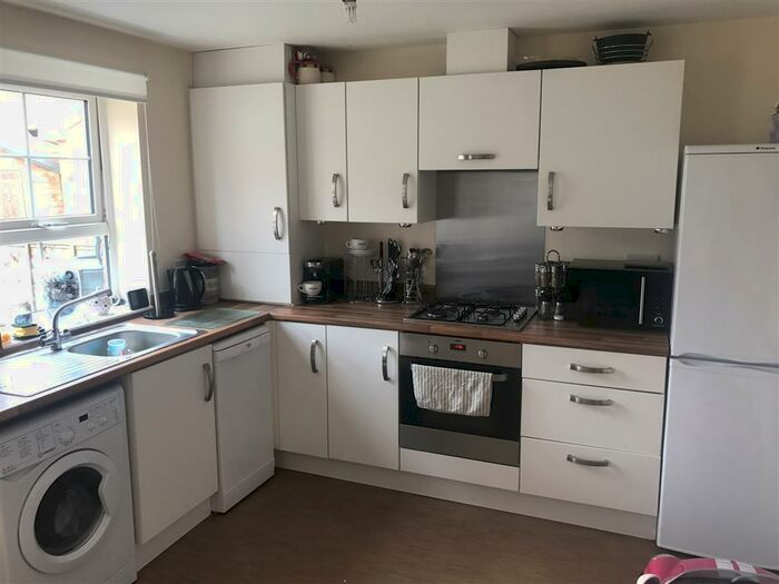 3 Bedroom House To Rent In Cardinal Place, Southampton, SO16