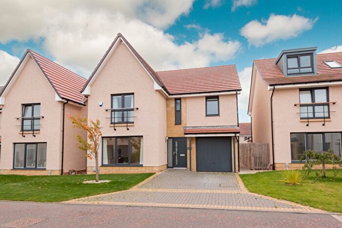 4 Bedroom Detached House For Sale In Sinton Park, Dunbar, East Lothian, EH42