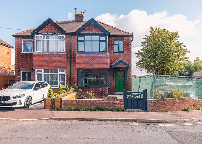 3 Bedroom Semi-detached House For Sale In The Gresleys, Ross-On-Wye, Herefordshire, HR9