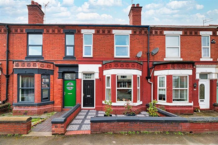 4 Bedroom Terraced House For Sale In Chester Road, Warrington, WA4