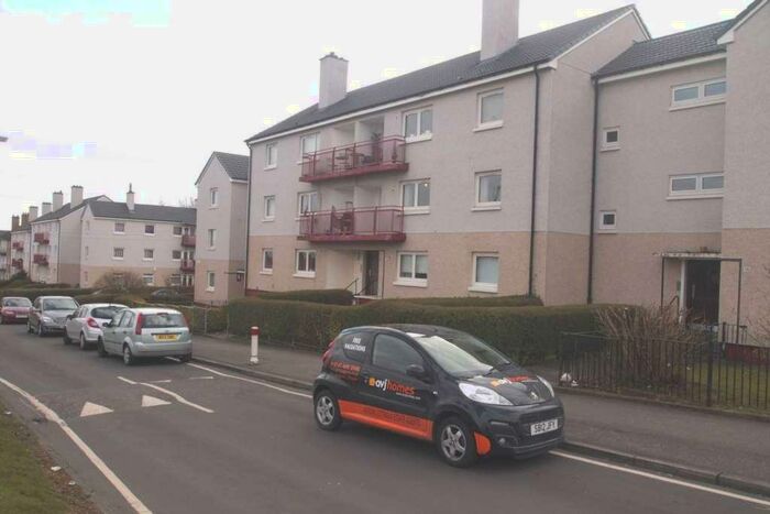 2 Bedroom Flat To Rent In Croftfoot Road, Croftfoot, G45