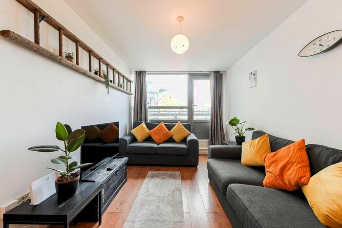 1 Bedroom Flat For Sale In New Park Road, Brixton, London, SW2