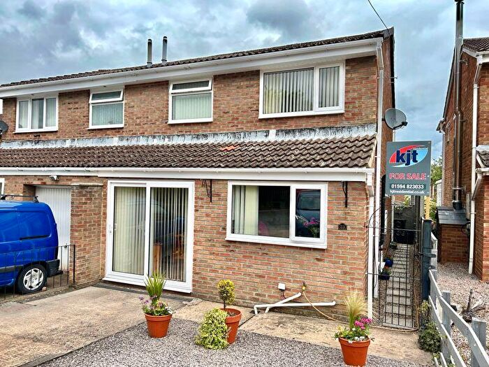 3 Bedroom Semi Detached House For Sale In Crooked End, Ruardean, GL17