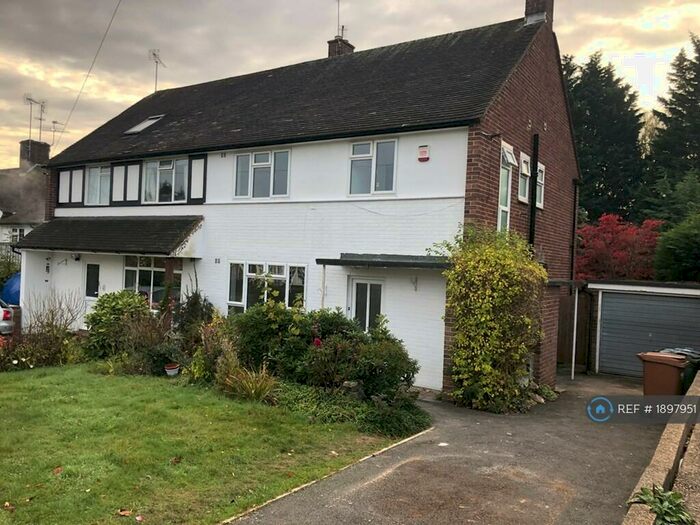 3 Bedroom Semi-Detached House To Rent In Evelyn Drive, Pinner, HA5