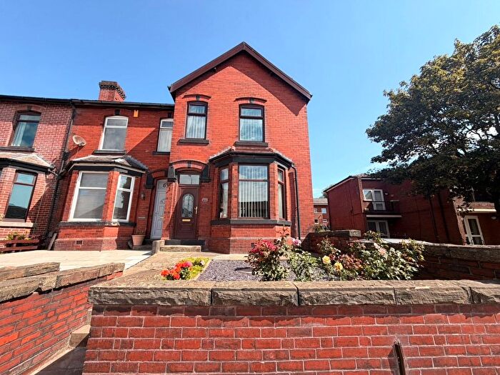 4 Bedroom End Of Terrace House For Sale In Chorley New Road, Horwich, Bolton, Greater Manchester, BL6
