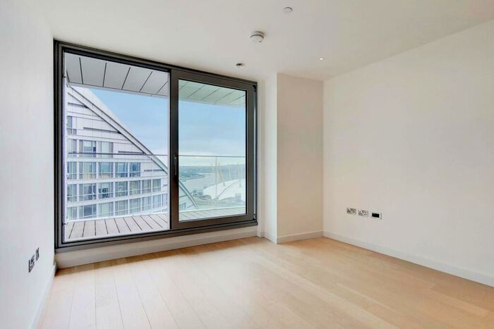 1 Bedroom Flat To Rent In Biscayne Avenue, Canary Wharf, London, E14