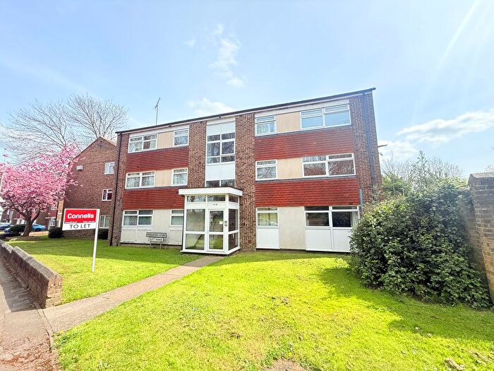 2 Bedroom Property To Rent In Scott Avenue, Rainham, ME8