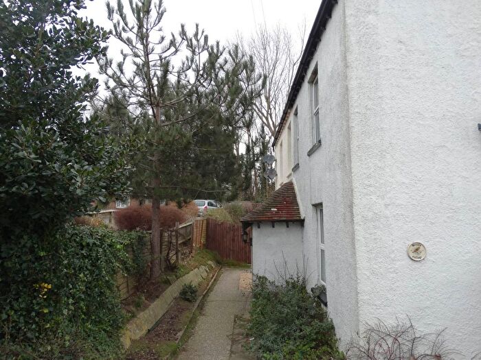 2 Bedroom Maisonette To Rent In Wendlo Cottages, Bognor Regis, PO22