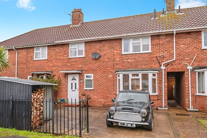 3 Bedroom Terraced House For Sale In Crompton Road, Aylsham, Norwich, NR11