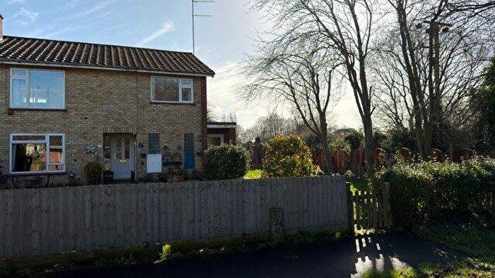 2 Bedroom Flat For Sale In Addison Close, Coltishall, Norwich, Norfolk, NR12