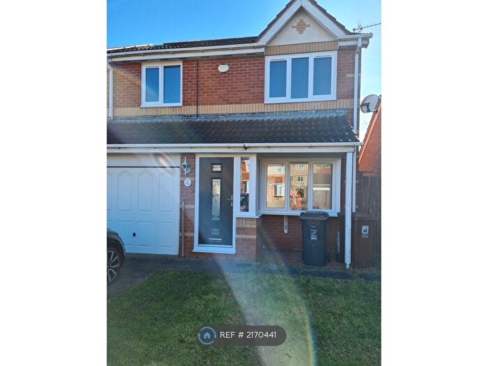 3 Bedroom Semi-Detached House To Rent In Telford Close, Hartlepool, TS24