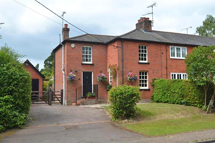 3 Bedroom Semi-Detached House For Sale In Wantfield Cottages, Wantz Road, Margaretting, Ingatestone, CM4