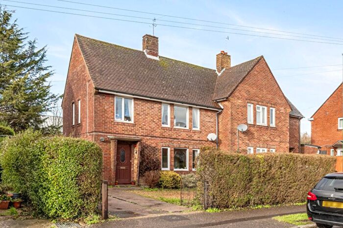 3 Bedroom Semi-Detached House For Sale In Shooting Field, Steyning, BN44