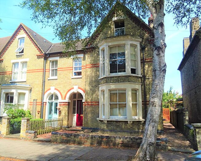 Studio To Rent In Flat, Waterloo Road, MK40