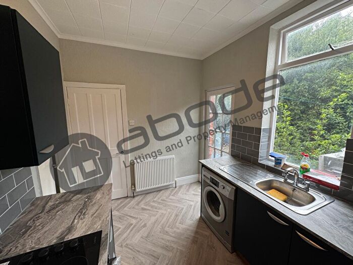 2 Bedroom Terraced House To Rent In Birdwell Road, Sheffield, S4