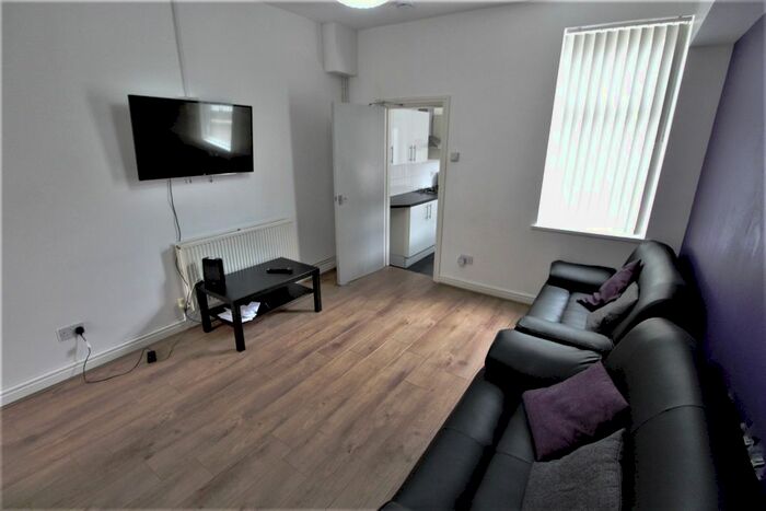 4 Bedroom Terraced House To Rent In Northfield Road, Stoke, Coventry, CV1