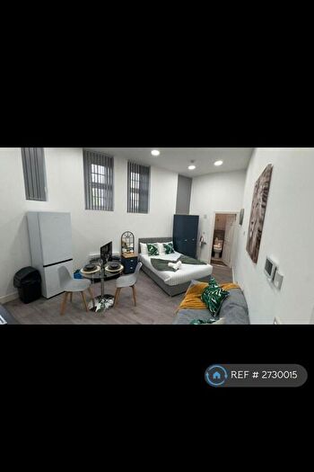 Studio To Rent In St. Georges Road, Bolton, BL1